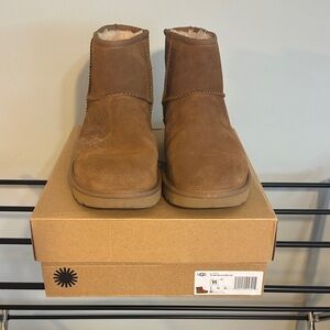 UGG Chestnut Short Suede Shearling Ankle Boots